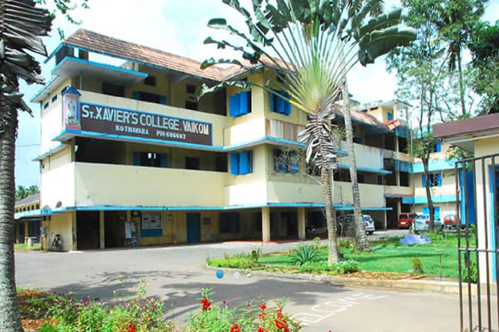 St Xavier's College campus in Kottayam, Kerala, India — photo 3