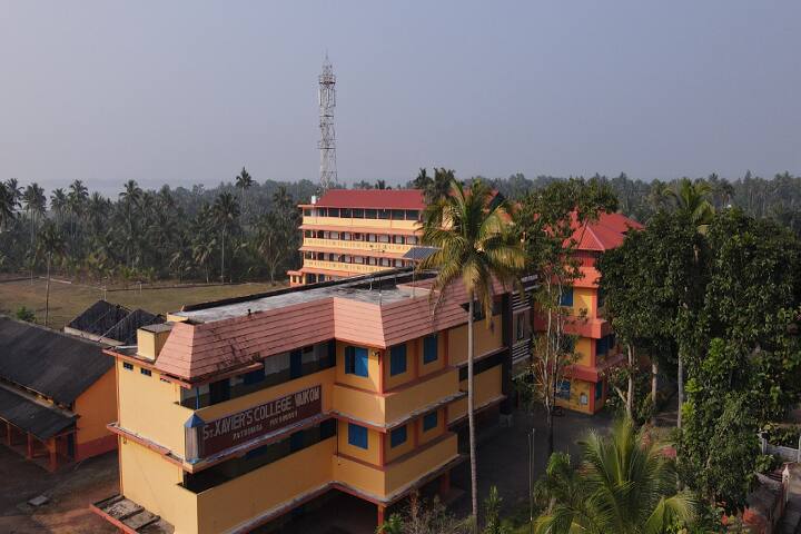 St Xavier's College campus in Kottayam, Kerala, India — photo 4