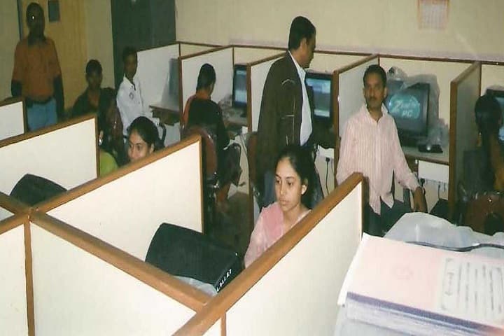ARS Sakhida Arts CC Gediwala Commerce and CC Home Science College campus in Surendranagar, Gujarat, India — photo 2
