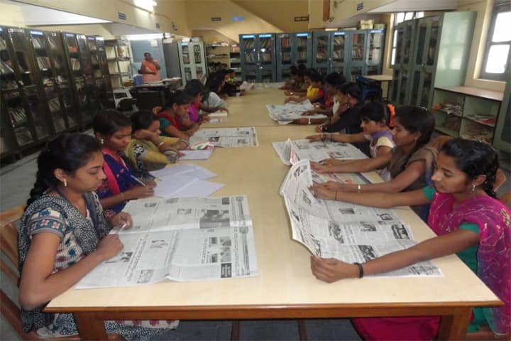 Soma Subhadramma Raman Goud Women's College campus in Raichur, Karnataka, India — photo 5