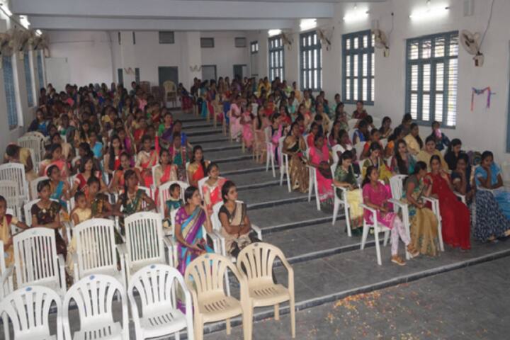 Soma Subhadramma Raman Goud Women's College campus in Raichur, Karnataka, India — photo 6