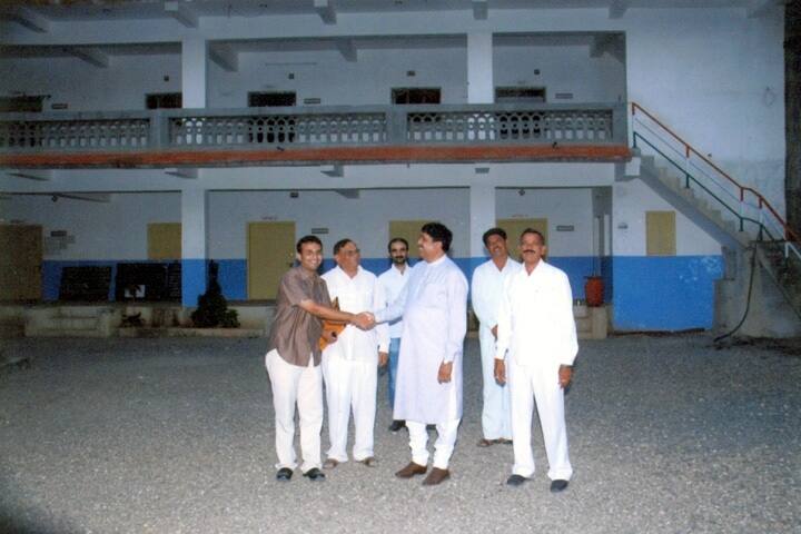Matrushree Monghima Mahila Arts and Commerce College campus in Junagadh, Gujarat, India — photo 5