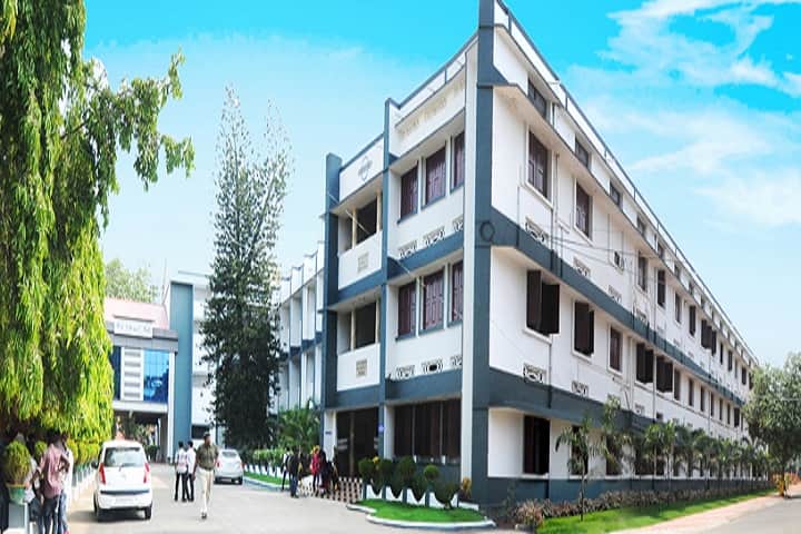 Newman College campus in Thodupuzha, Kerala, India — photo 1