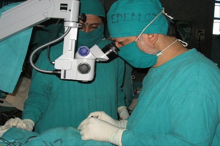 Regional Institute of Ophthalmology campus in Kolkata, West Bengal, India — photo 3