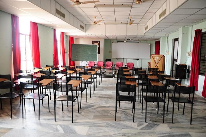 Government Ayurveda College campus in Ernakulam, Kerala, India — photo 4
