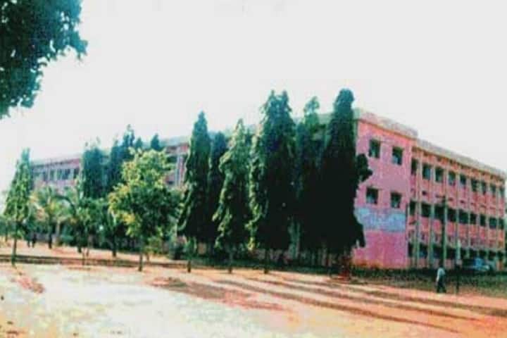 M Basavaiah Residential College campus in Chitradurga, Karnataka, India — photo 1