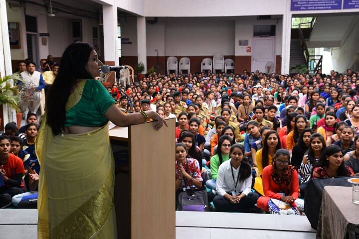 Shree Meghmani Parivar and Shree Bhailalbhai A Patel Umiya Arts and Commerce College for Girls campus in Ahmedabad, Gujarat, India — photo 4