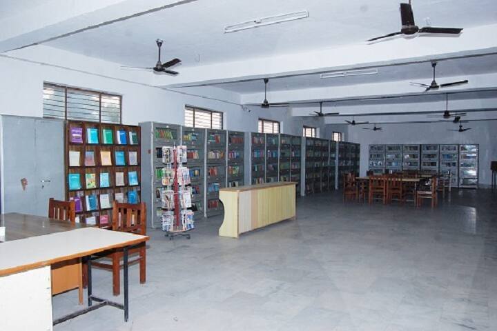 Raj Kumar Goel Girls Degree College campus in Garhmukteshwar, Uttar Pradesh, India — photo 2