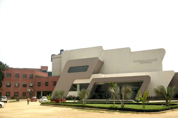 SGGSCC DU campus in New Delhi, Delhi, India — photo 2