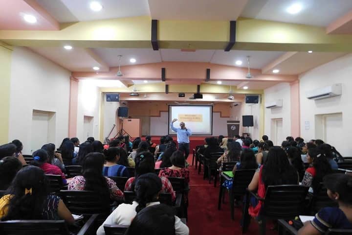 MP Arts and MH Commerce College for Women campus in Ahmedabad, Gujarat, India — photo 1