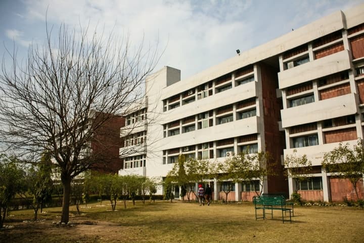 UIET Chandigarh campus in Chandigarh, India — photo 2