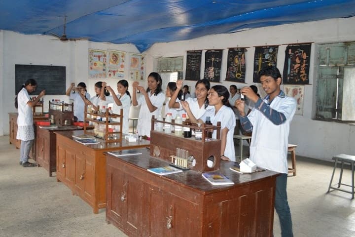 KVTR Ayurved College campus in Boradi, Maharashtra, India — photo 2