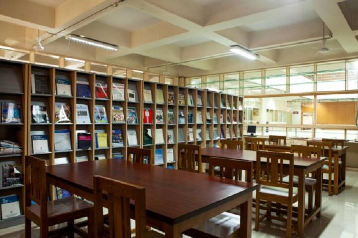 SBS Erandwane campus in Pune, Maharashtra, India — photo 6