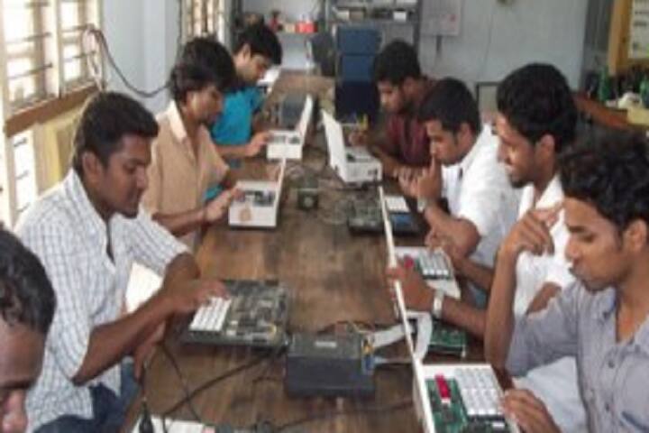 Department of Instrumentation campus in Ernakulam, Kerala, India — photo 3