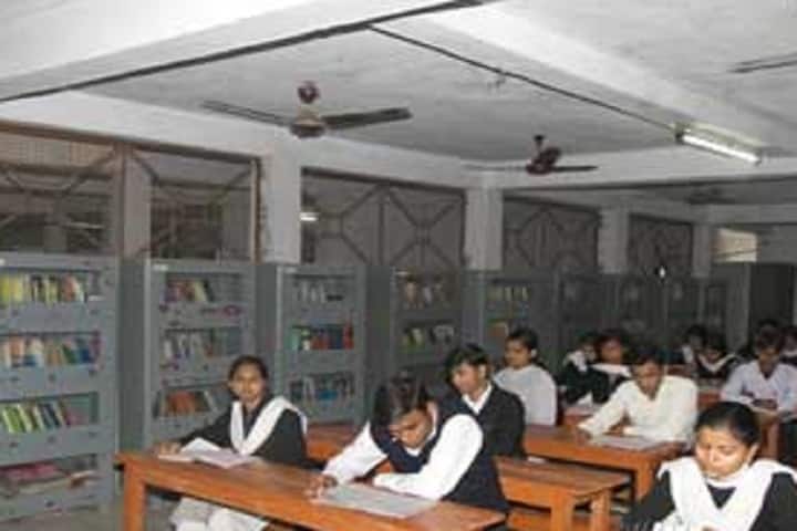 Dr Rajendra Prasad Memorial Degree College campus in Lucknow, Uttar Pradesh, India — photo 4