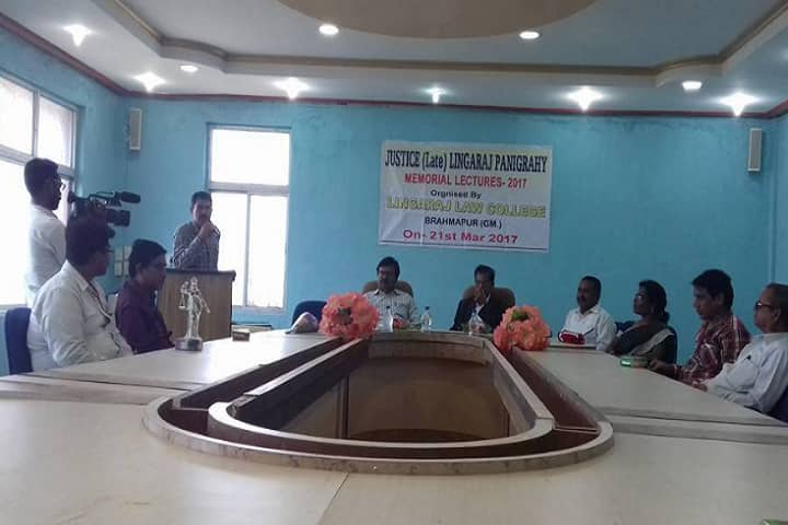 Lingaraj Law College campus in Berhampur, Odisha, India — photo 2