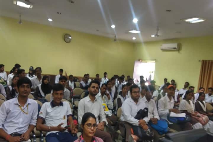 Bappa Sri Narain Vocational PG College campus in Lucknow, Uttar Pradesh, India — photo 2