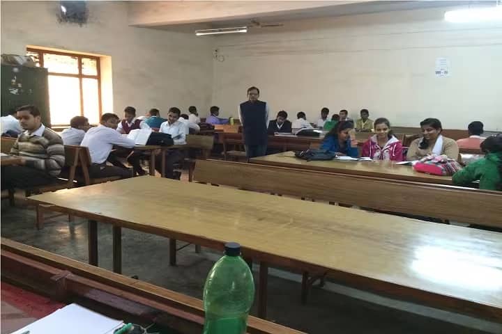 Bappa Sri Narain Vocational PG College campus in Lucknow, Uttar Pradesh, India — photo 3