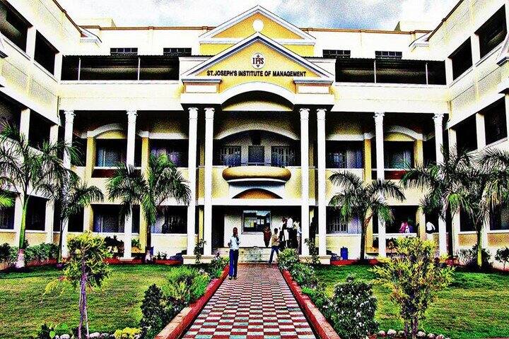 St Josephs Institute of Management campus in Tiruchirappalli, Tamil Nadu, India — photo 3