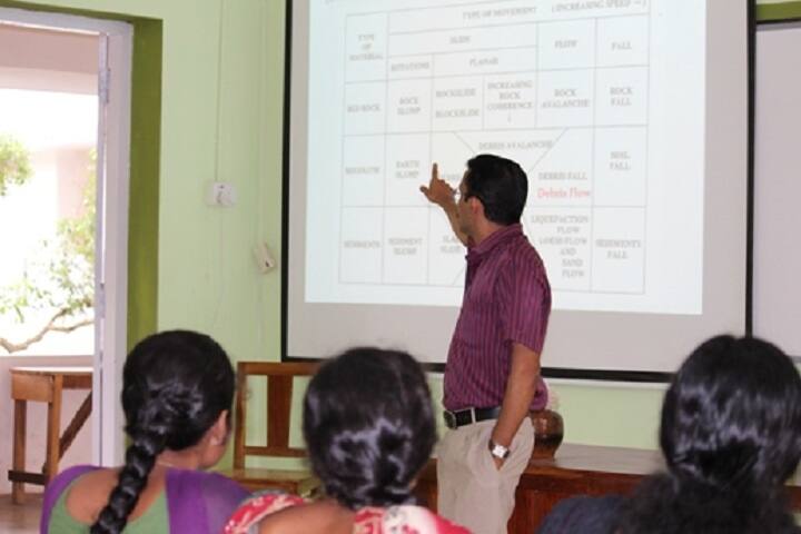 Government College campus in Kottayam, Kerala, India — photo 4