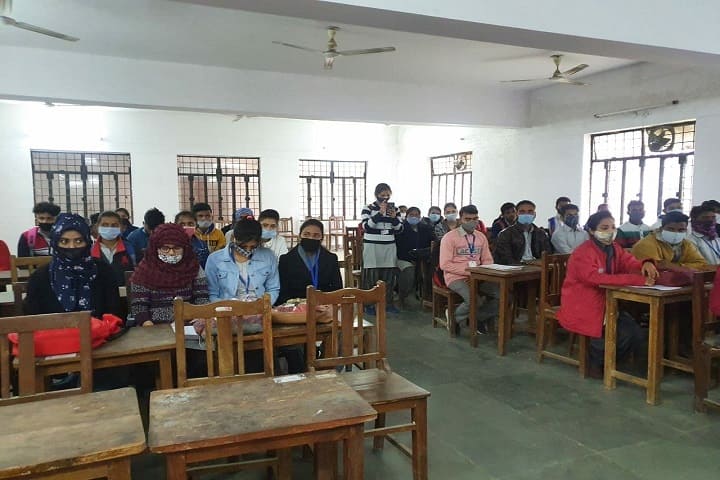 Maharaja Bijli Pasi Government PG College campus in Lucknow, Uttar Pradesh, India — photo 3