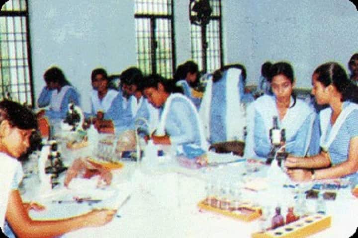 Pt Deen Dayal Upadhyay Government Girls PG College campus in Lucknow, Uttar Pradesh, India — photo 6