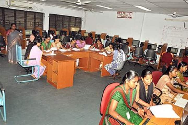 Bharathi Women's College campus in Chennai, Tamil Nadu, India — photo 4