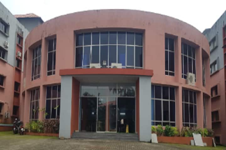 The Yenepoya Institute of Arts campus in Mangalore, Karnataka, India — photo 2