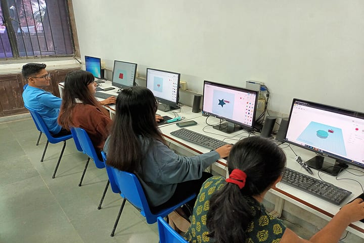 JG University campus in Ahmedabad, Gujarat, India — photo 5
