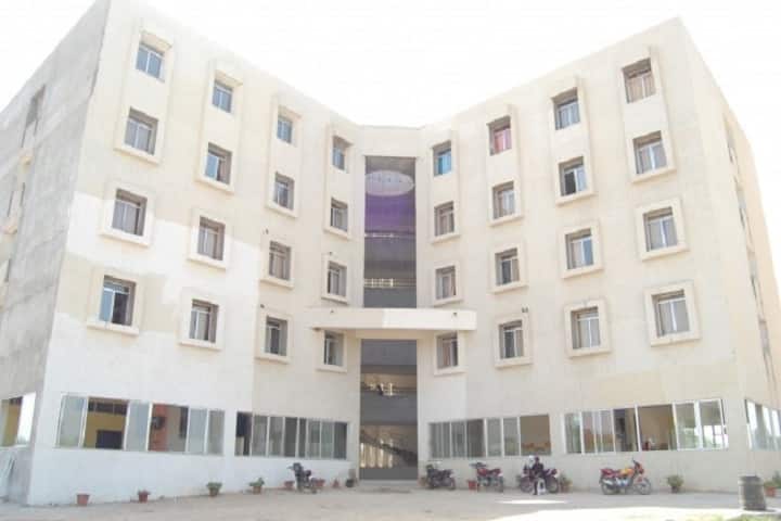 Indus Institute of Technology and Engineering campus in Ahmedabad, Gujarat, India — photo 2