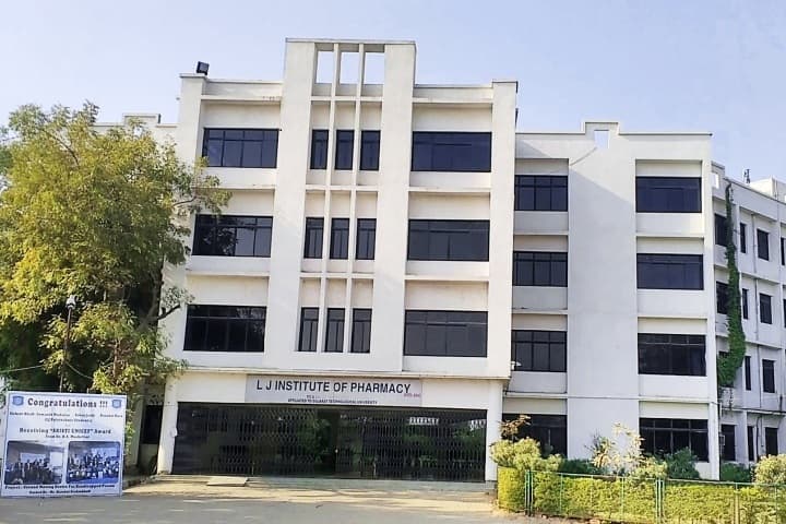 LJ Institute of Pharmacy campus in Ahmedabad, Gujarat, India — photo 1
