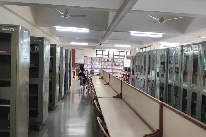 LJ Institute of Pharmacy campus in Ahmedabad, Gujarat, India — photo 4