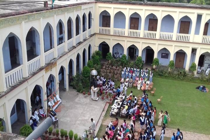 AP Sen Memorial Girls PG College campus in Lucknow, Uttar Pradesh, India — photo 1