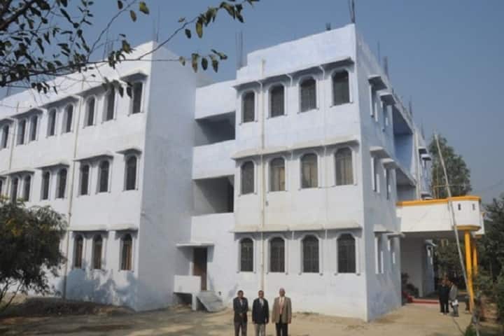 Sri Mahesh Prasad Degree College campus in Lucknow, Uttar Pradesh, India — photo 4