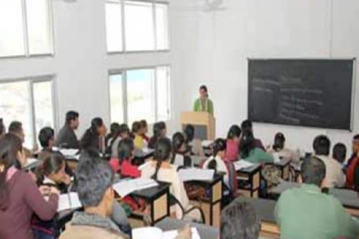 Rayat Bahra Institute of Management campus in Hoshiarpur, Punjab, India — photo 4