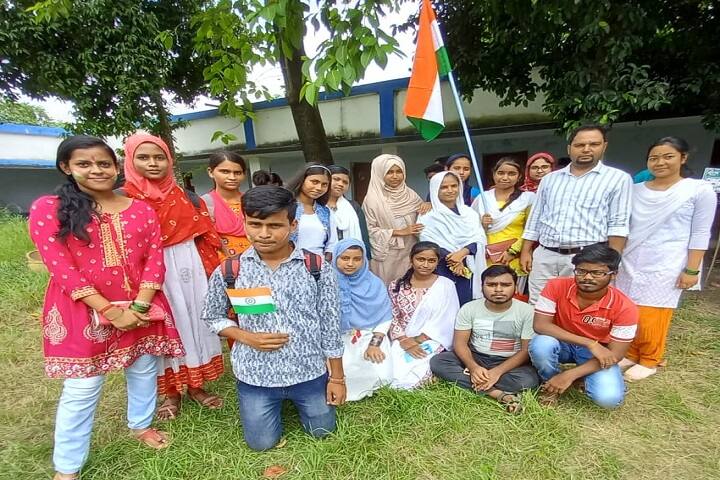 Dewan Abdul Gani College campus in Harirampur, West Bengal, India — photo 6