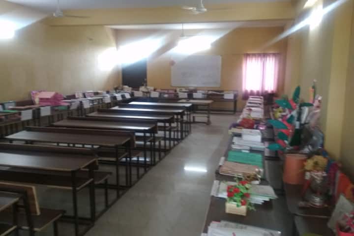Lucknow Degree College campus in Lucknow, Uttar Pradesh, India — photo 5