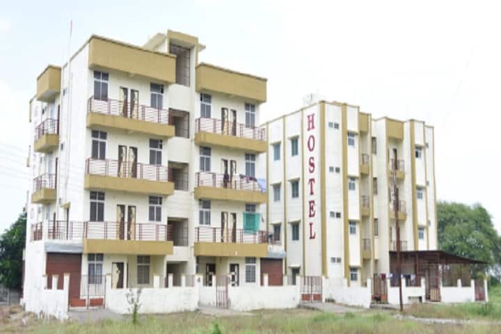 JNCT Professional University campus in Bhopal, Madhya Pradesh, India — photo 4