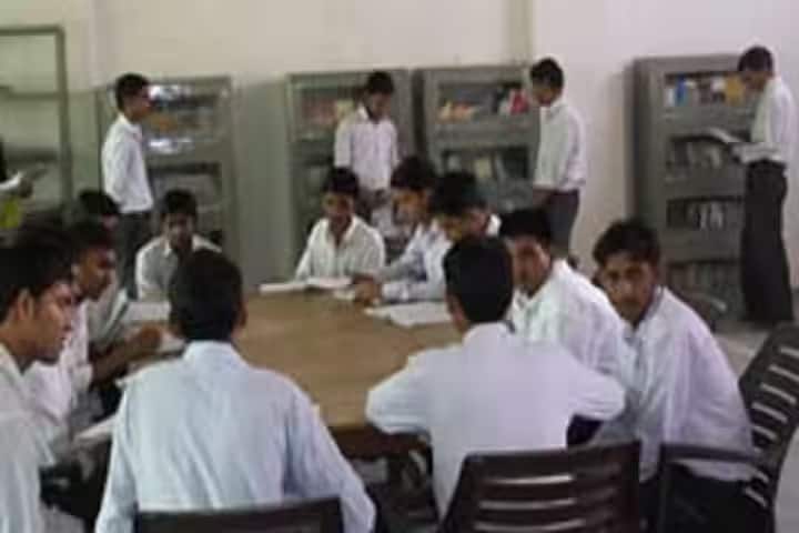 Dr BPS College campus in Agra, Uttar Pradesh, India — photo 3