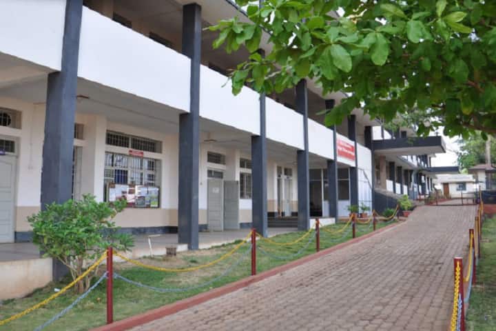 Mahaveer P Mirji College of Commerce campus in Belgaum, Karnataka, India — photo 1