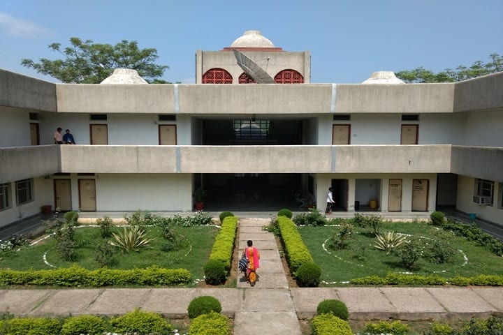 Central Sanskrit University campus in New Delhi, Delhi, India — photo 1