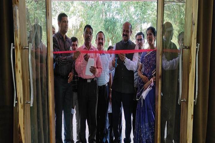 Vasantrao Naik Marathwada Krishi Vidyapeeth campus in Parbhani, Maharashtra, India — photo 6