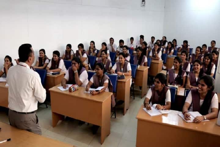 Amrita School of Pharmacy campus in Kochi, Kerala, India — photo 2