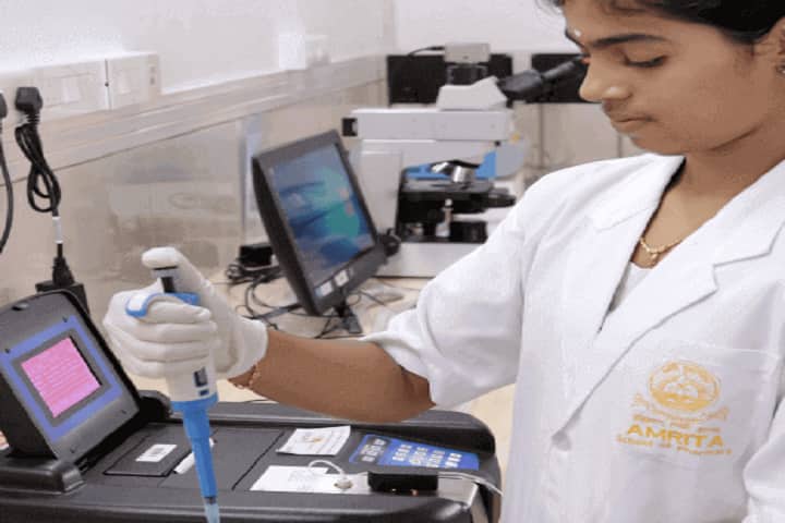 Amrita School of Pharmacy campus in Kochi, Kerala, India — photo 4
