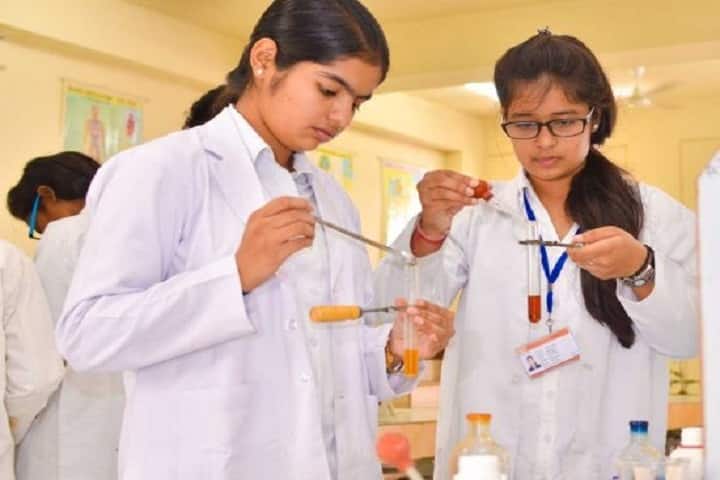 Advanced Institute of Pharmacy campus in Aurangabad, Haryana, India — photo 3