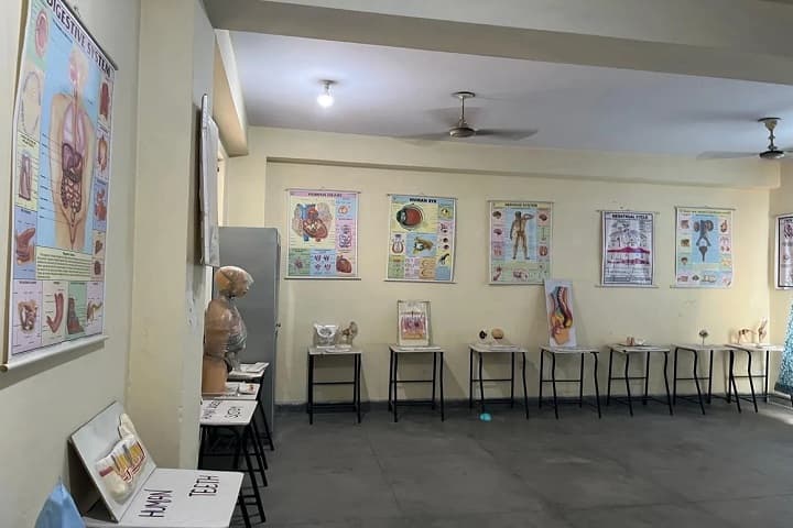 Saviour College of Nursing campus in New Delhi, Delhi, India — photo 3