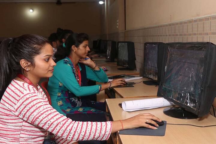 Pradeep Memorial Comprehensive College of Education campus in New Delhi, Delhi, India — photo 3