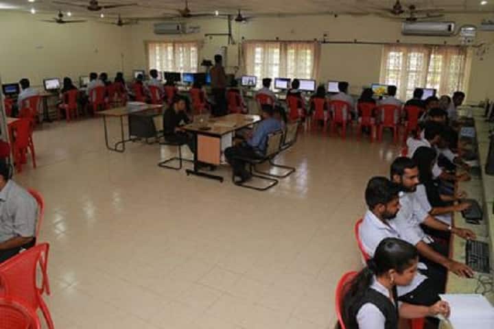 AJ College of Science and Technology campus in Thiruvananthapuram, Kerala, India — photo 3