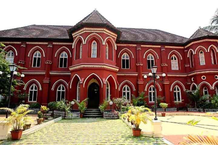 St Alberts College, Ernakulam campus photo