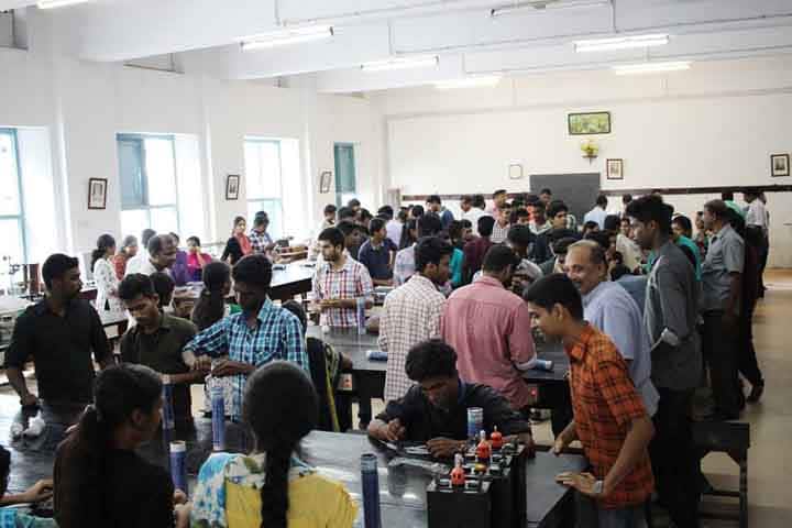St Alberts College campus in Ernakulam, Kerala, India — photo 4